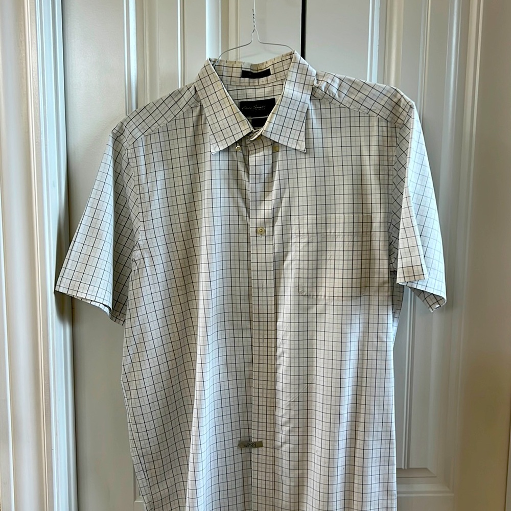 *SOLD*Eddie Bauer short sleeved shirt size large